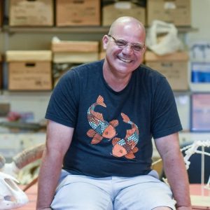 Guy-protrait-2022-lab Guy-protrait-2022-lab